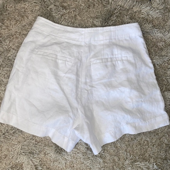 Madewell NWT Clean Button-Tab Shorts in 100% Linen Women’s Size 10 Eyelet White - Picture 5 of 8